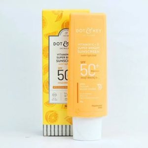 Dot & Key Vitamin C + E Super Bright Sunscreen SPF 50+ PA++++, 80 g